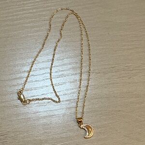 18 k Gold plated Crescent Moon‎ Pendant Necklace,new